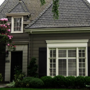 National Register-eligible house in the Montlake Historic District.